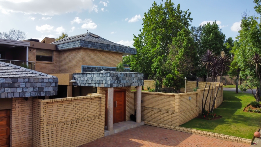 4 Bedroom Property for Sale in Heuwelsig Free State
